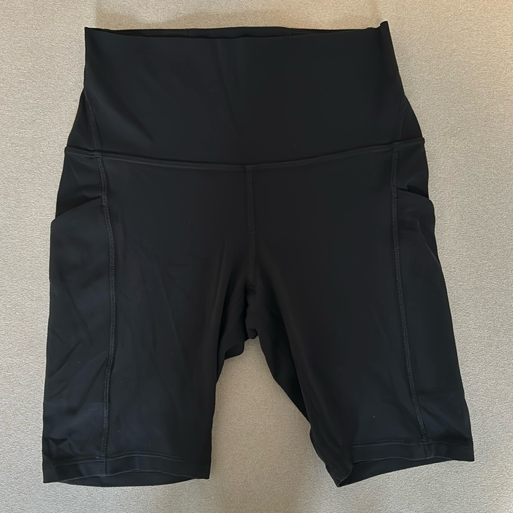 Lululemon Align Short With Pockets 8" Size 6